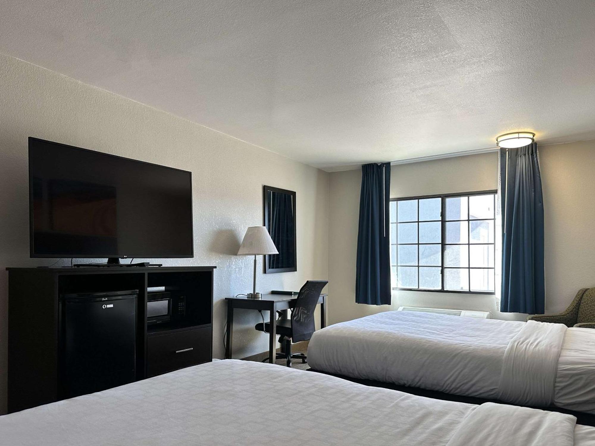 Clarion Pointe Winslow I-40 Ngoại thất bức ảnh